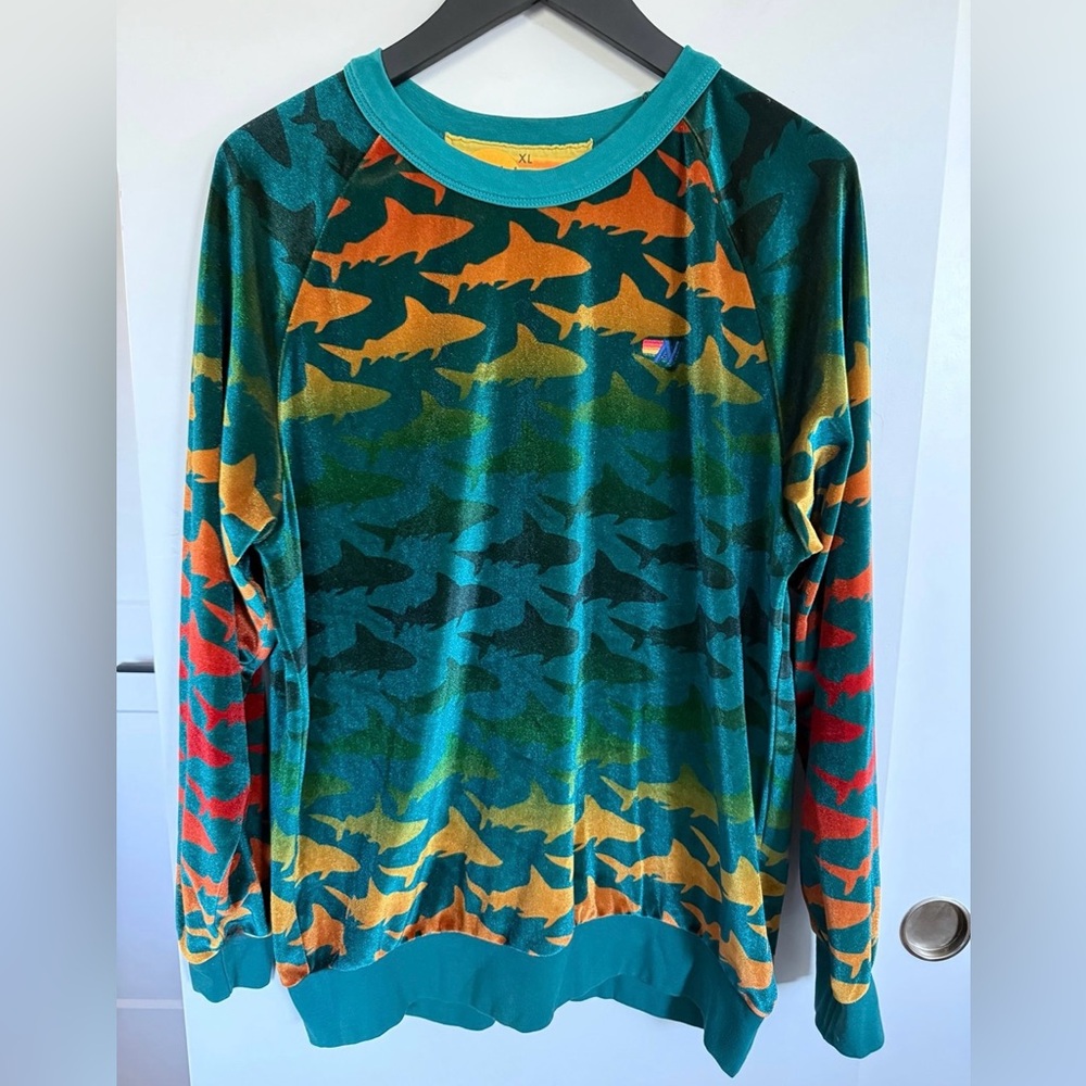 Extremely Rare Aviator Nation Velvet Shark Crewneck Size XL Unisex Sweater Teal